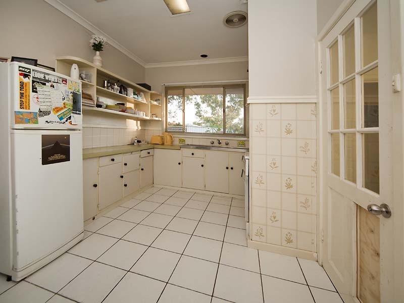 28 Bowkett Street (21 Copeland Pde), Redcliffe WA 6104