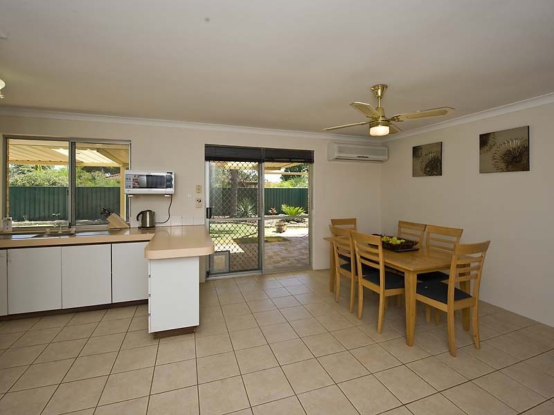 2 Onyx Court, High Wycombe WA 6057