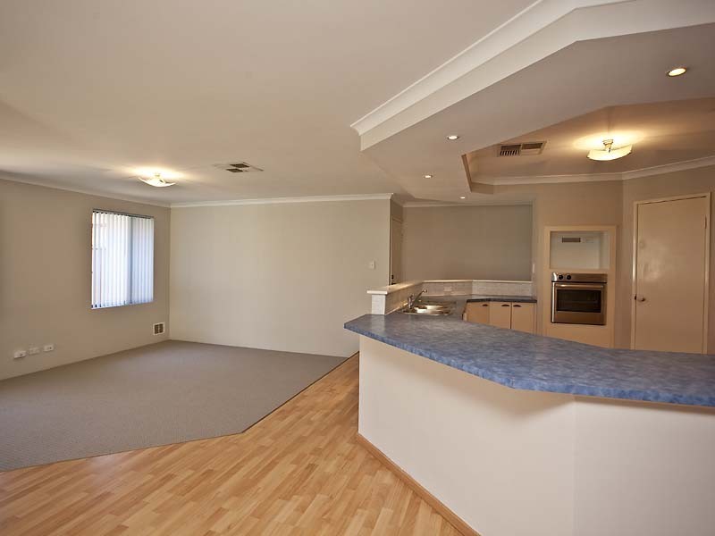 24 Matuka Mews, Maida Vale WA 6057