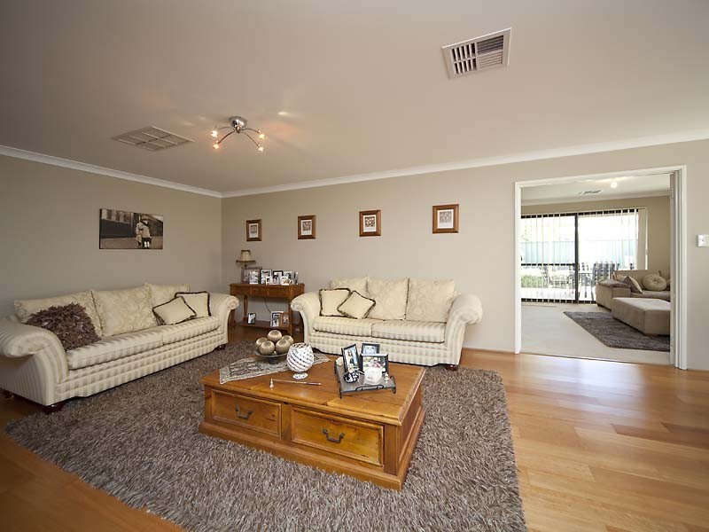 31 Upwood Circle, High Wycombe WA 6057