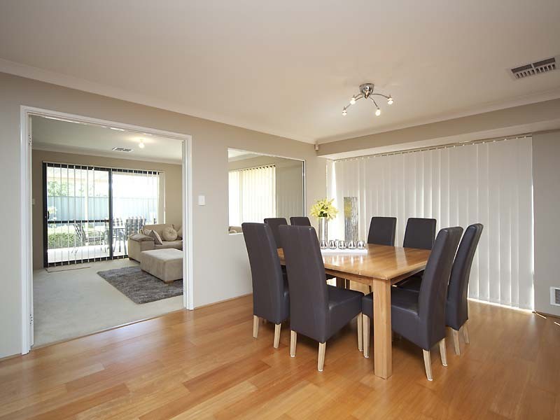 31 Upwood Circle, High Wycombe WA 6057