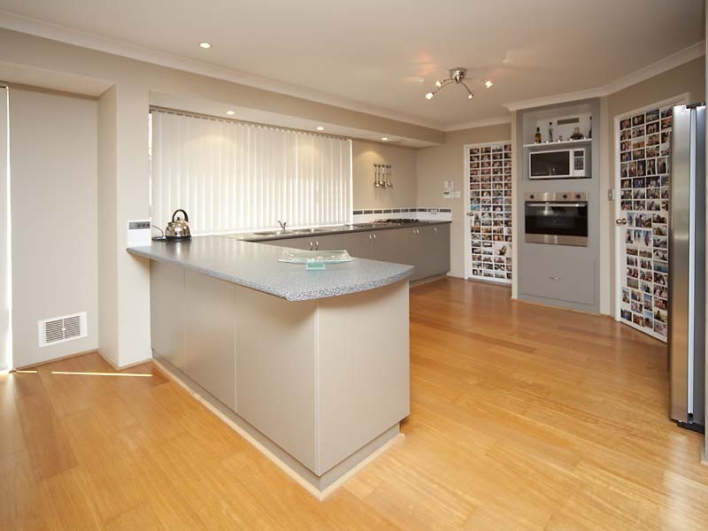 31 Upwood Circle, High Wycombe WA 6057