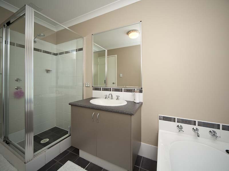 31 Upwood Circle, High Wycombe WA 6057