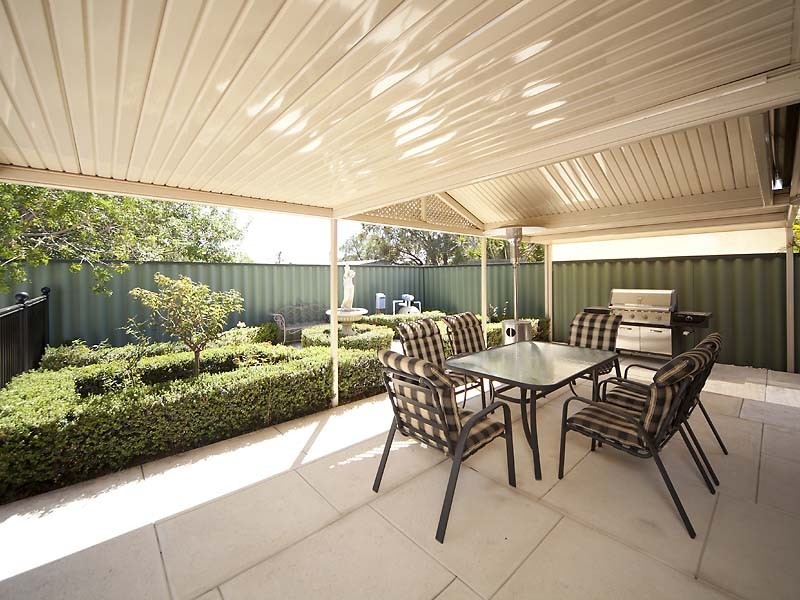 31 Upwood Circle, High Wycombe WA 6057