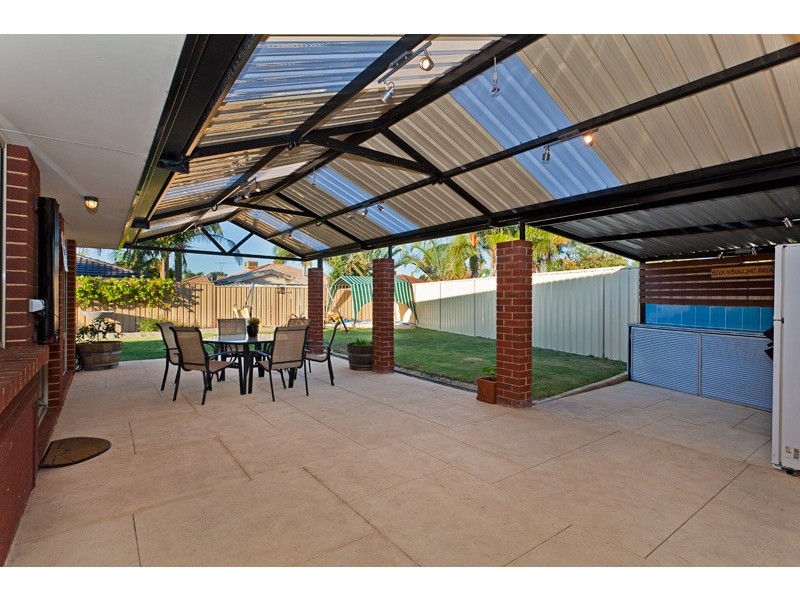 13 Joudah Court, High Wycombe WA 6057