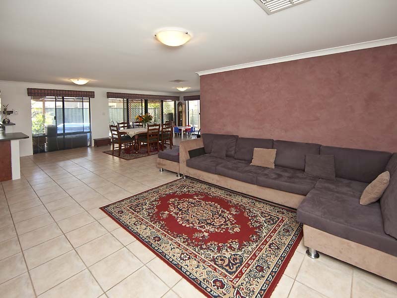 30 Denver Rise, High Wycombe WA 6057