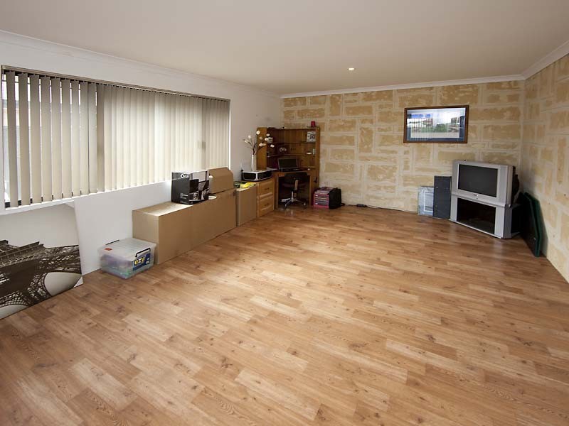 4 Nottingham Green, High Wycombe WA 6057