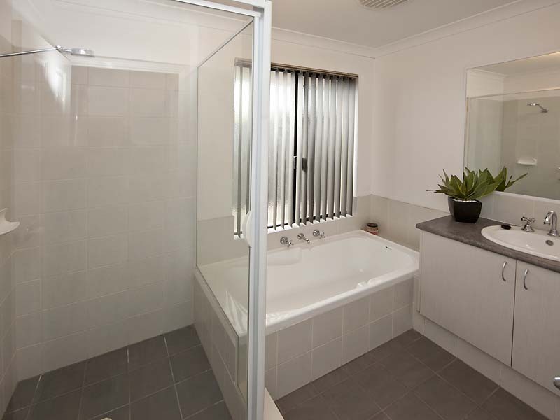 4 Nottingham Green, High Wycombe WA 6057