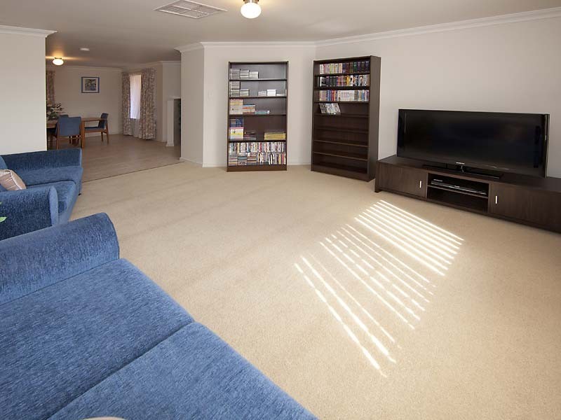 11 Robinia Rise, Helena Valley WA 6056