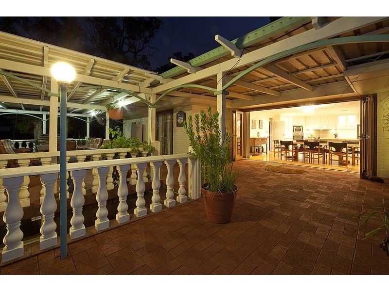 48 Mundaring Weir Road, Kalamunda WA 6076