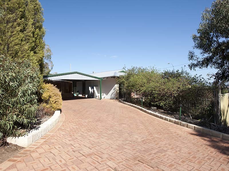 19 Boorabilla Way, Greenmount WA 6056