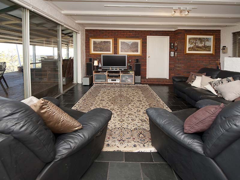 19 Boorabilla Way, Greenmount WA 6056