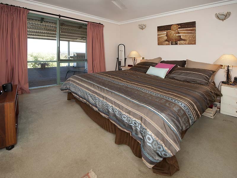 19 Boorabilla Way, Greenmount WA 6056