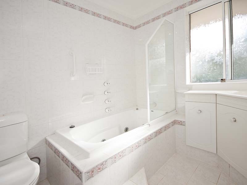 5 Gilroy Way, Lesmurdie WA 6076