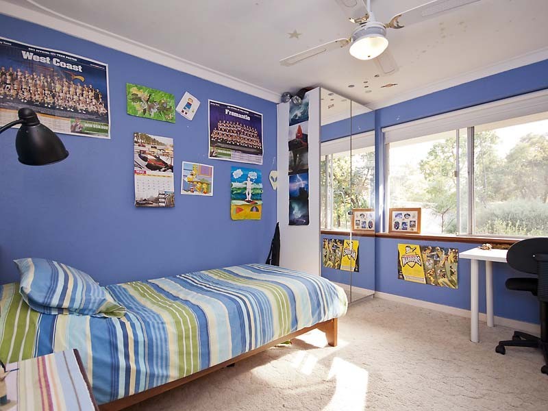 5 Gilroy Way, Lesmurdie WA 6076