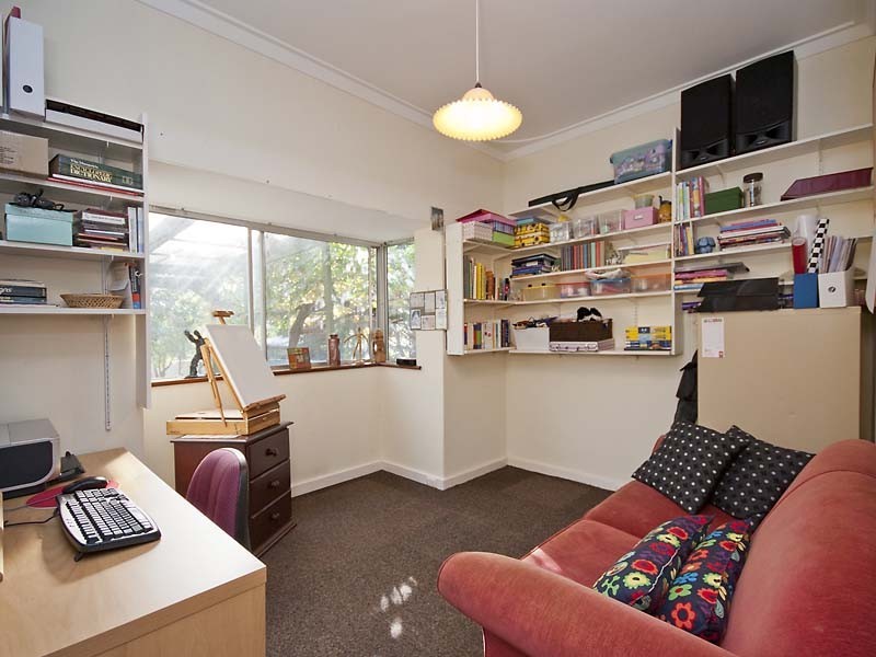 5 Gilroy Way, Lesmurdie WA 6076