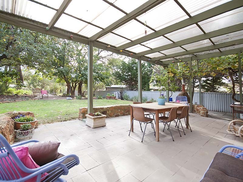 5 Gilroy Way, Lesmurdie WA 6076