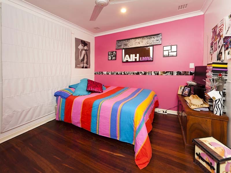34 Clianthus Way, Koongamia WA 6056
