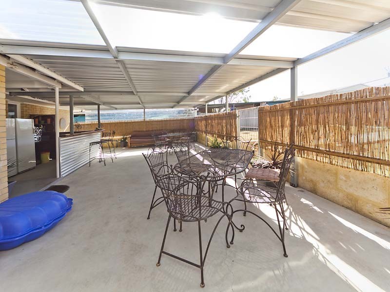 34 Clianthus Way, Koongamia WA 6056