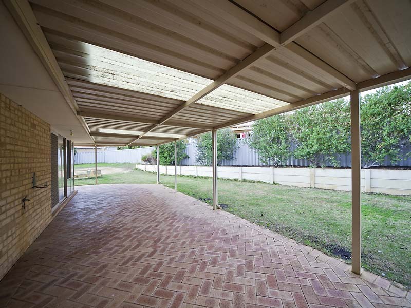 21 Robinia Rise, Helena Valley WA 6056