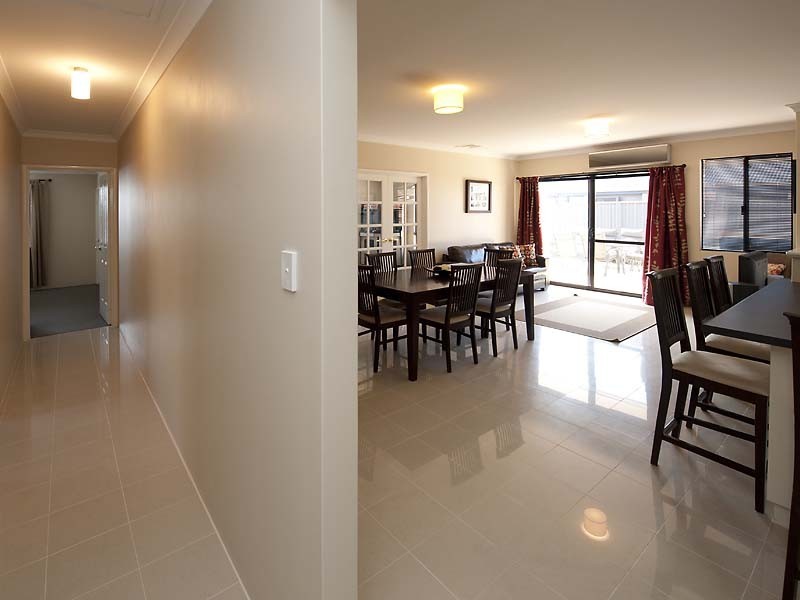 14 Nottingham Green, High Wycombe WA 6057