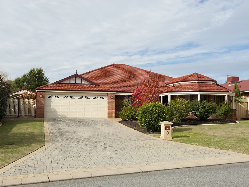 3 Betula Court, Helena Valley WA 6056