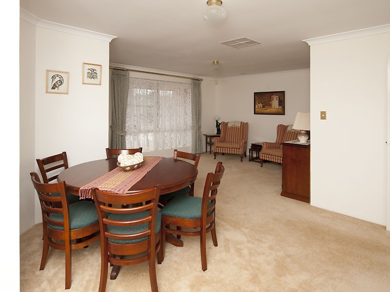 3 Betula Court, Helena Valley WA 6056