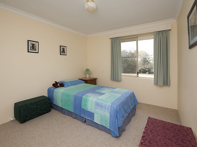 3 Betula Court, Helena Valley WA 6056