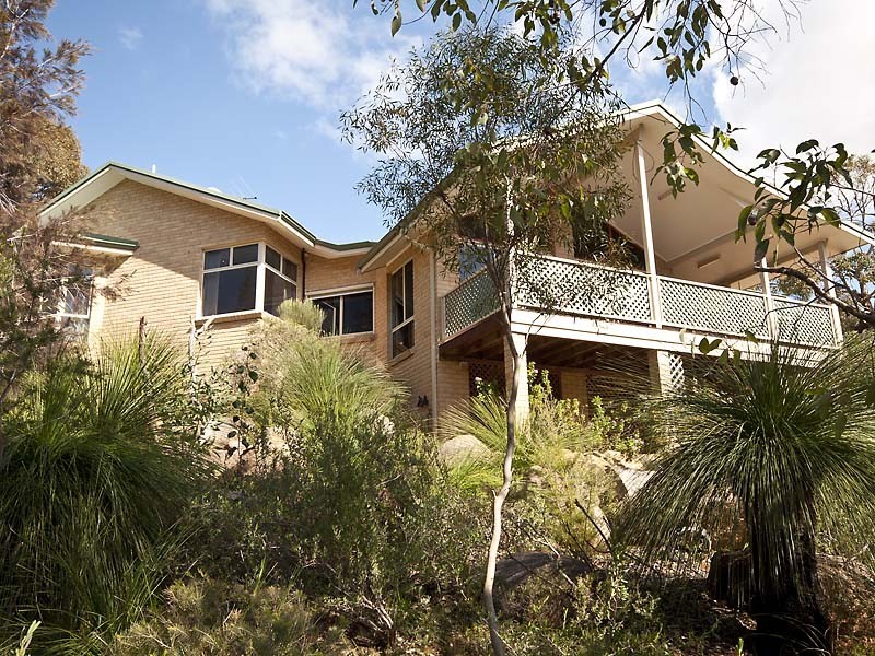 8 Sunset Hill Road, Swan View WA 6056
