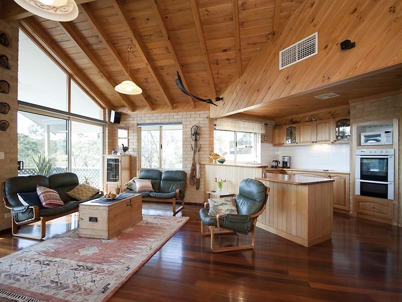 8 Sunset Hill Road, Swan View WA 6056