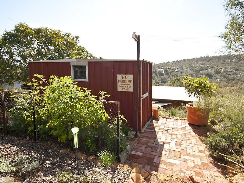 8 Sunset Hill Road, Swan View WA 6056