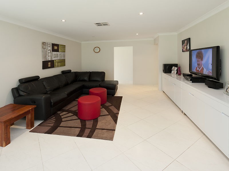 23 Denver Rise, High Wycombe WA 6057