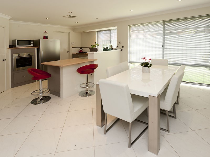 23 Denver Rise, High Wycombe WA 6057