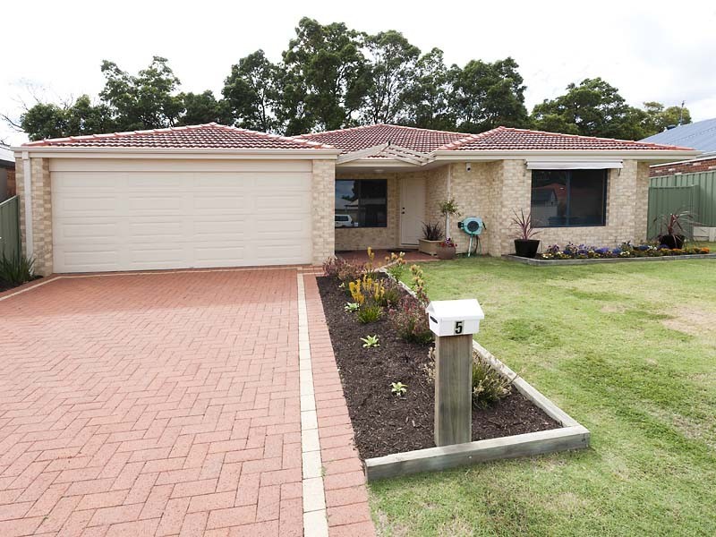 5 Kunzea Close, Maida Vale WA 6057