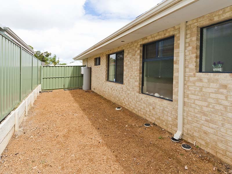 5 Kunzea Close, Maida Vale WA 6057