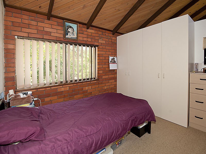 277 Holmes Road, Forrestfield WA 6058