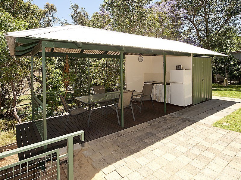 277 Holmes Road, Forrestfield WA 6058