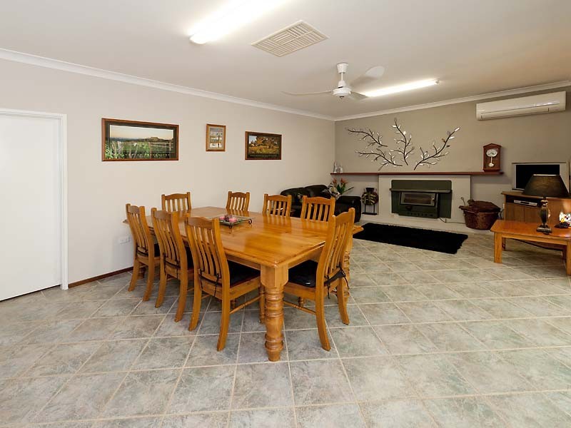 3 Morrell Way, Lesmurdie WA 6076