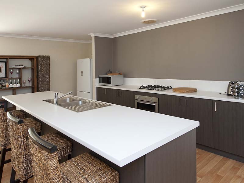 8 Drummond Gardens, Helena Valley WA 6056