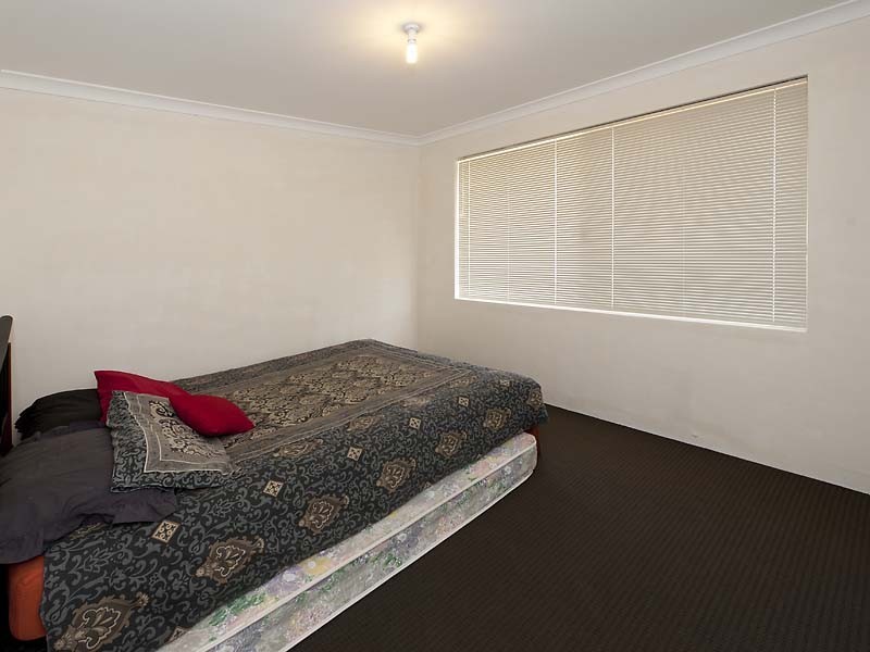 8 Drummond Gardens, Helena Valley WA 6056