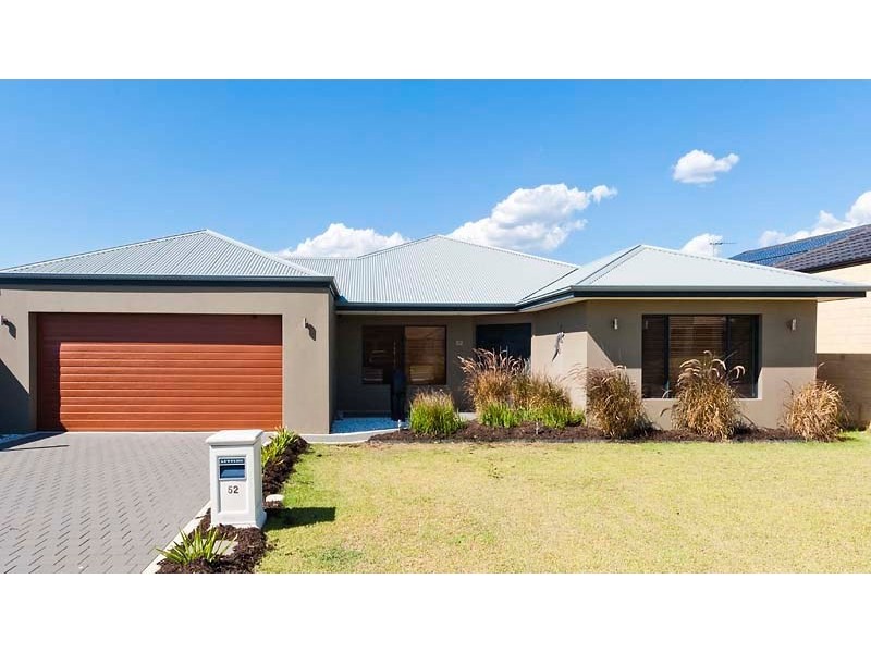 52 Larwood Crescent, High Wycombe WA 6057