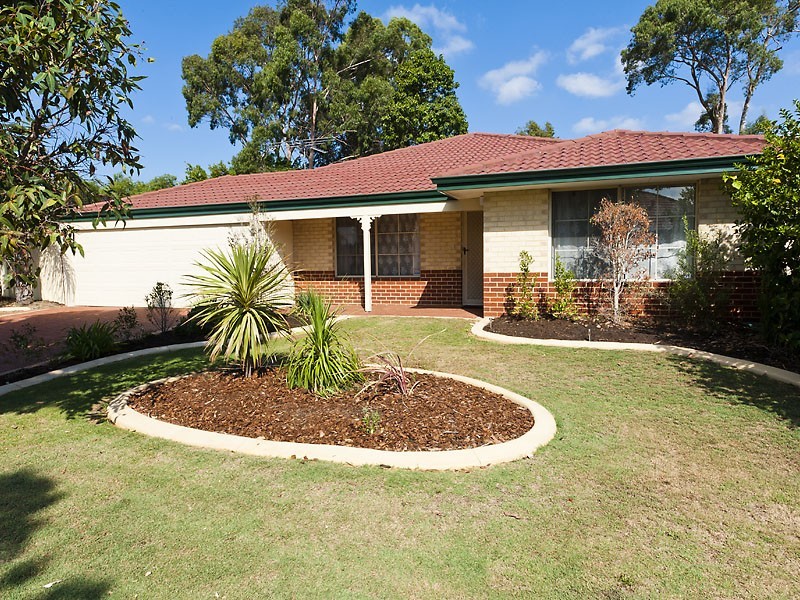 22 Ruby Way, Maida Vale WA 6057