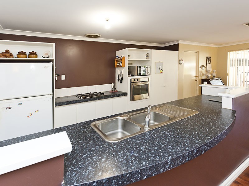 22 Ruby Way, Maida Vale WA 6057