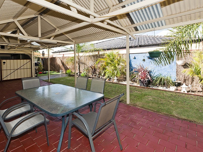 22 Ruby Way, Maida Vale WA 6057