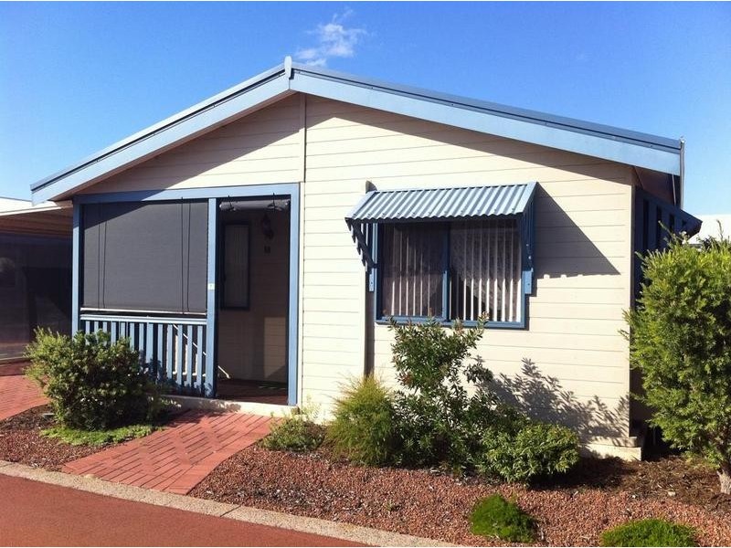 18/597 Kalamunda Road, High Wycombe WA 6057