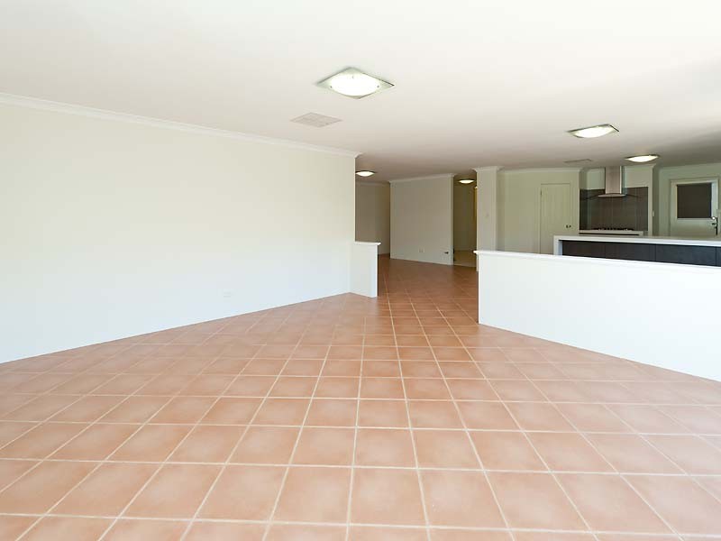 65 Torquata Blvd, Helena Valley WA 6056