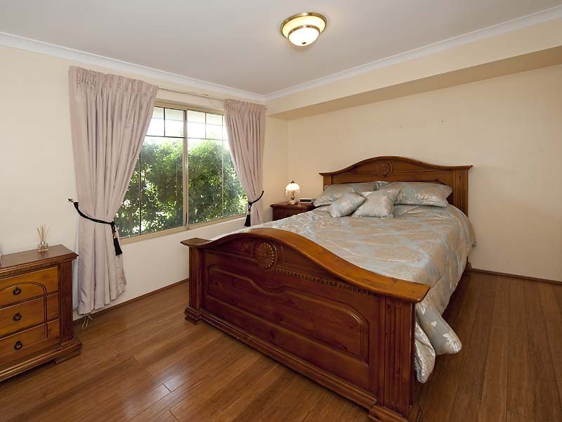 25 Golden Ash Gardens, Helena Valley WA 6056