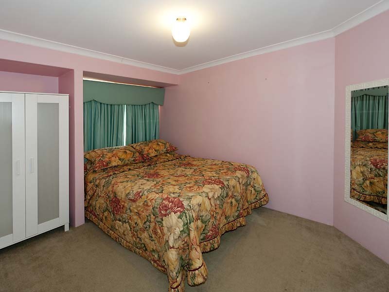 25 Golden Ash Gardens, Helena Valley WA 6056