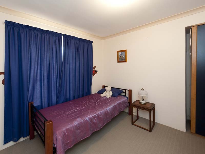 25 Golden Ash Gardens, Helena Valley WA 6056