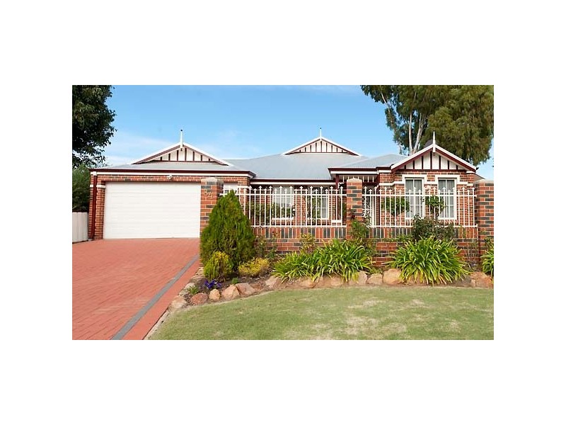 84 Bushmead Road, South Guildford WA 6055